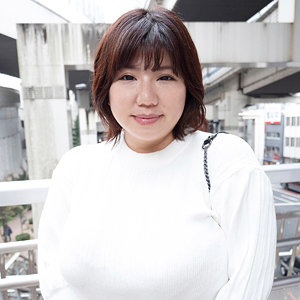 【無料動画】bmyb222「由真」【ボインな君と。】